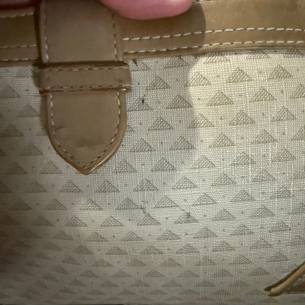 Vintage 1984 Liz Claiborne Crossbody Bag - Tan Triangle Print - Leather Trim